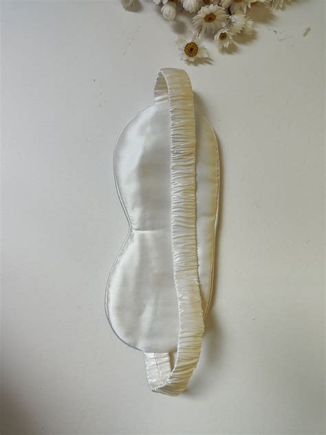 china 22mm mulberry silk eye mask supplier